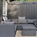 Baarde - 1-2km From The Sea By Interhome Hébergement de vacances *
